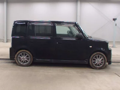 TOYOTA BB