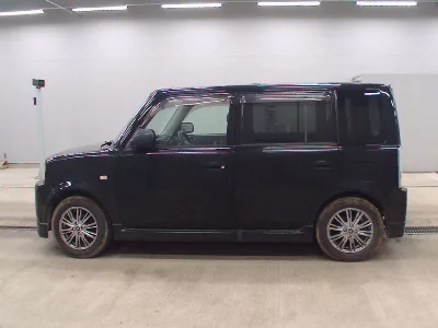 TOYOTA BB