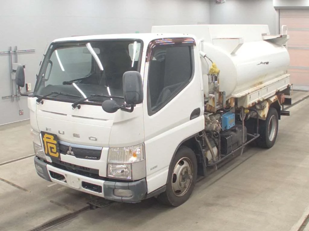 Mitsubishi Fuso Canter  с аукциона в Японии