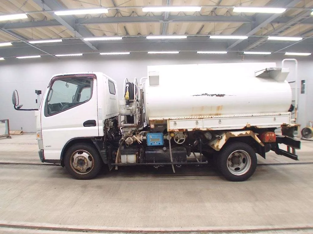 Mitsubishi Fuso Canter  с аукциона в Японии