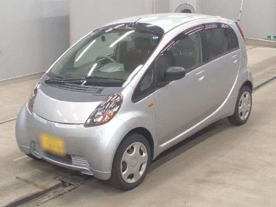 Mitsubishi i