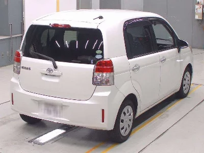 TOYOTA SPADE