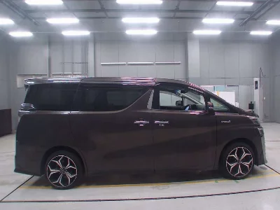TOYOTA VELLFIRE HYBRID