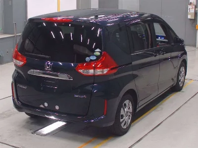 HONDA FREED HYBRID