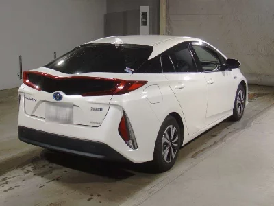 TOYOTA PRIUS PHV