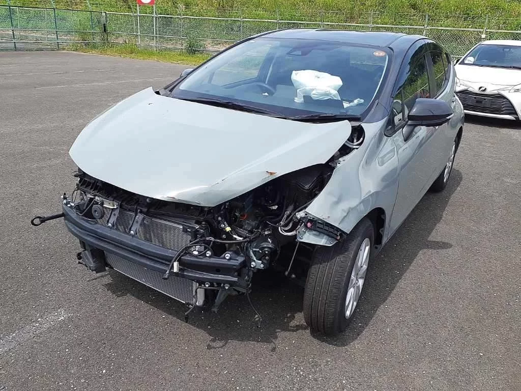 Toyota Aqua  с аукциона в Японии
