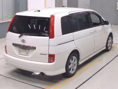 TOYOTA ISIS