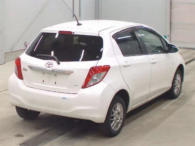 TOYOTA VITZ
