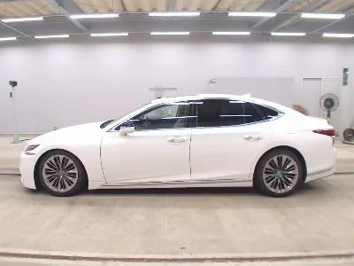 Lexus LS500