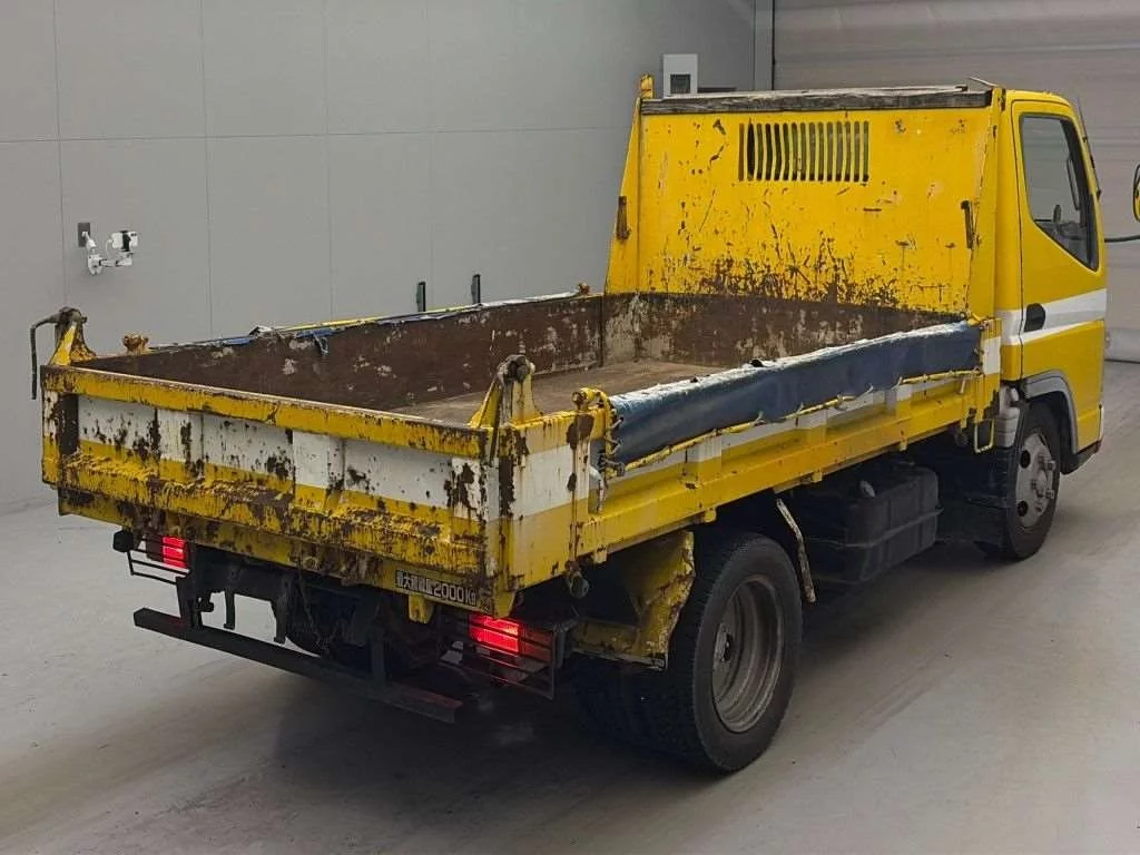 Mitsubishi Fuso Canter  с аукциона в Японии