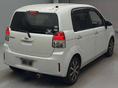 TOYOTA SPADE