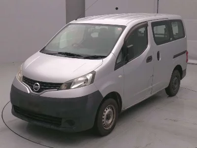 Nissan NV200 VANETTE VAN