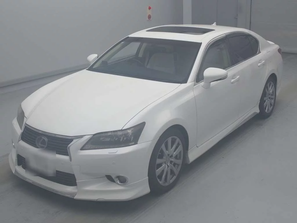 Lexus GS  с аукциона в Японии