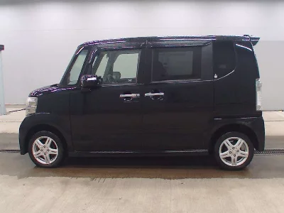 HONDA N BOX CUSTOM