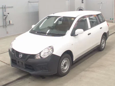 Nissan AD