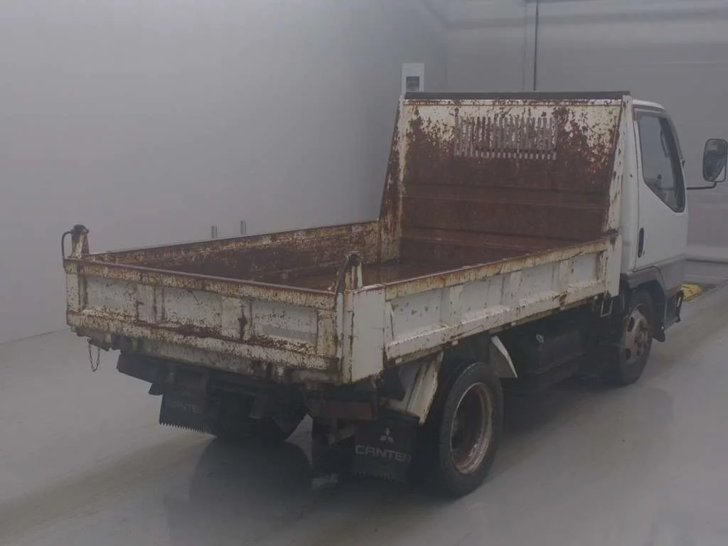Mitsubishi Fuso Canter  с аукциона в Японии