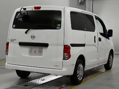 Nissan NV200 VANETTE VAN