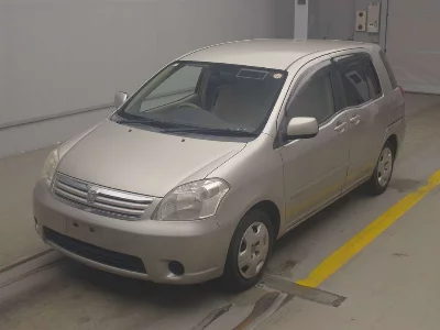 TOYOTA RAUM