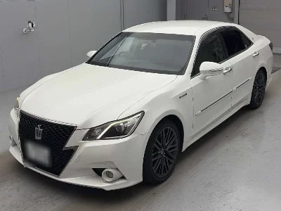 TOYOTA CROWN HYBRID