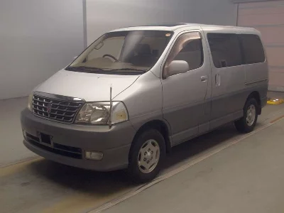 TOYOTA GRAND HIACE