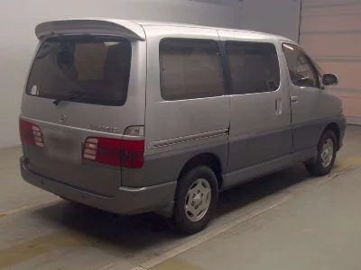 TOYOTA GRAND HIACE