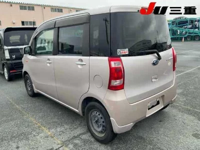 SUBARU LUCRA