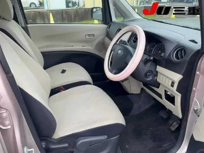 SUBARU LUCRA