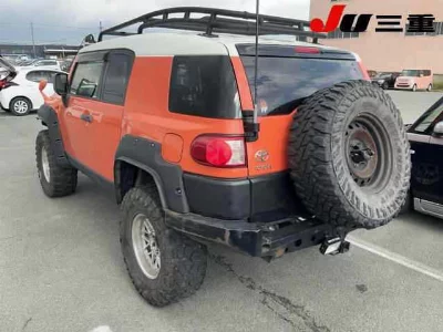TOYOTA FJ CRUISER