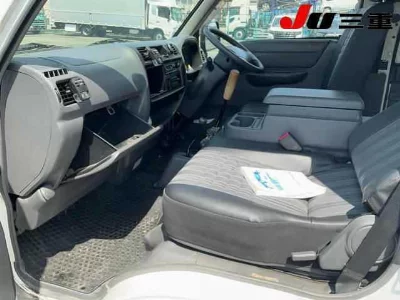 MAZDA BONGO VAN