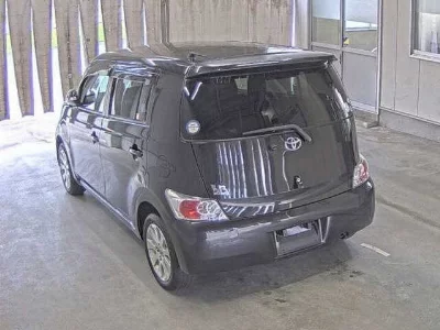 TOYOTA BB