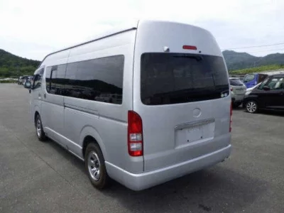Toyota HIACE WAGON
