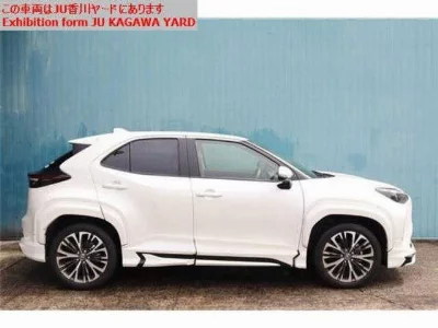 TOYOTA YARIS CROSS