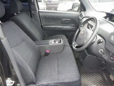 TOYOTA BB
