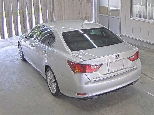 Lexus GS  с аукциона в Японии