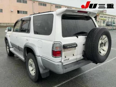 TOYOTA HILUX SURF