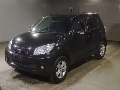 TOYOTA RUSH