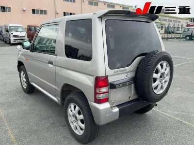 Mitsubishi Pajero Mini