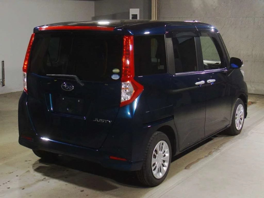 Subaru Justy  с аукциона в Японии