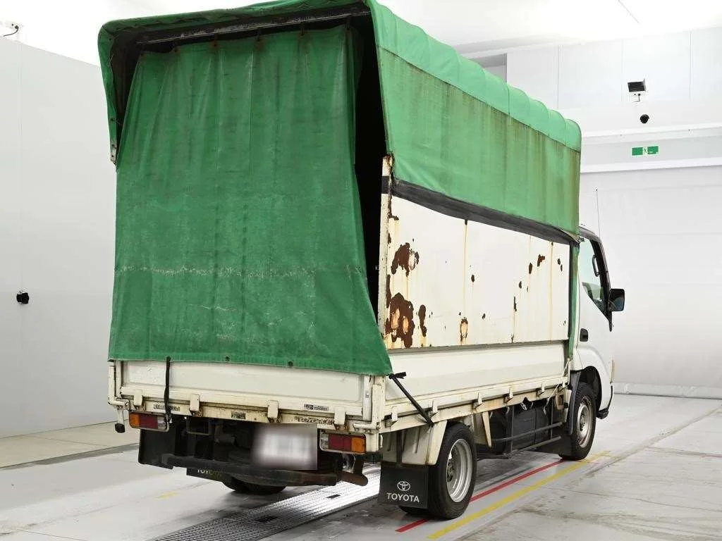 Toyota ToyoAce  с аукциона в Японии