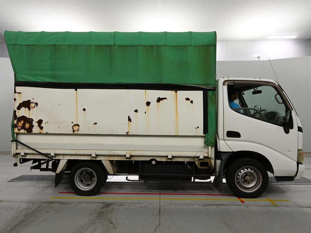Toyota ToyoAce  с аукциона в Японии