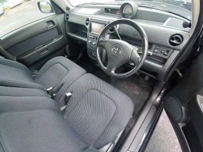 TOYOTA BB