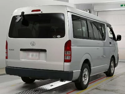 Toyota HIACE WAGON
