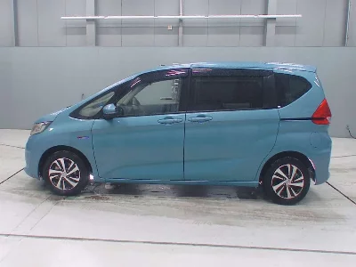 HONDA FREED HYBRID
