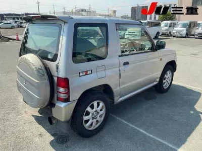 Mitsubishi Pajero Mini