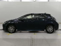 Цена авто Toyota Corolla Hatchback с аукционов Японии, номер кузова ZWE211H, пробег 71 000, оценка 6