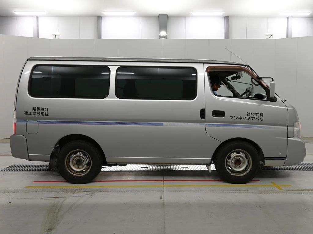 Nissan Caravan  с аукциона в Японии