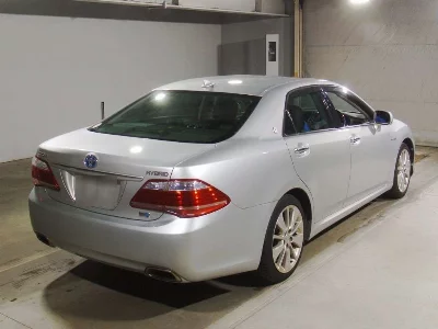 TOYOTA CROWN HYBRID