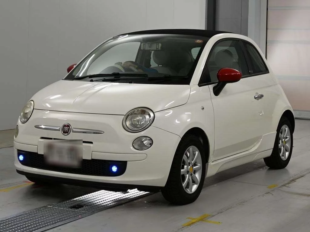 Fiat 500  с аукциона в Японии