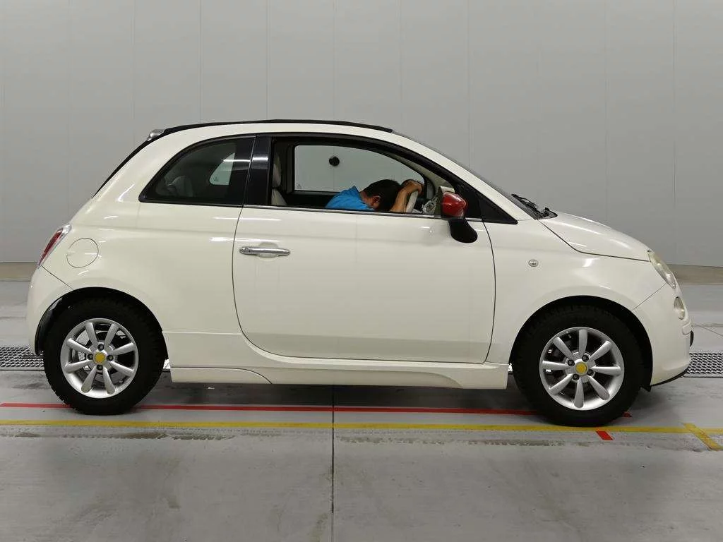 Fiat 500  с аукциона в Японии