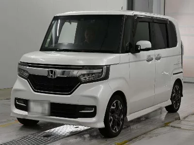 HONDA N BOX CUSTOM